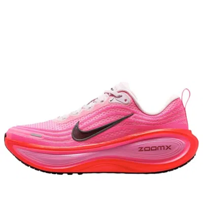 NIKE (WMNS) NIKE VOMERO PLUS 'HYPER PINK BURGUNDY CRUSH'