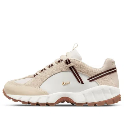 Nike (wmns)  X Jacquemus Air Humara Lx 'sail'