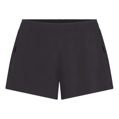 Nike (wmns)  X Skims Airy Mini Shorts 'obsidian' In Black