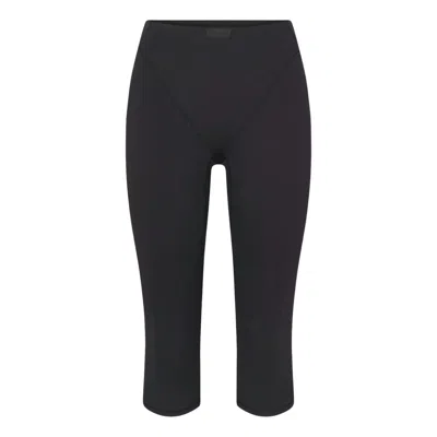 Nike (wmns)  X Skims Matte 17"" V-line Crop Legging 'obsidian' In Orange
