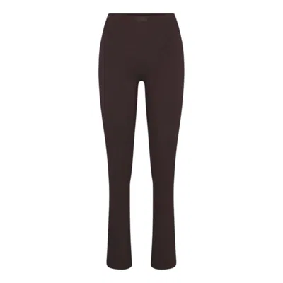Nike (wmns)  X Skims Matte High-waisted V-panel Straight Leggings 'dark Sepia' In Brown