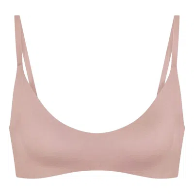 Nike (wmns)  X Skims Matte Micro-scoop Bra 'himalayan' In Pink