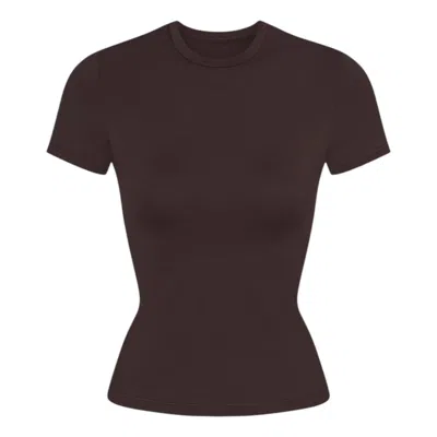 Nike Skims Matte Women's Padded Baby T-shirt In Brown