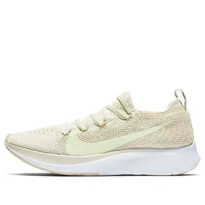 Nike (wmns)  Zoom Fly Flyknit 'light Cream'
