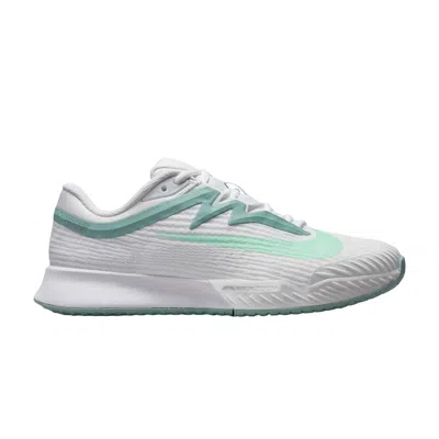 Pre-owned Nike Wmns Court Air Zoom Vapor Pro 3 Hc 'cannon' | White | Women's Size 10