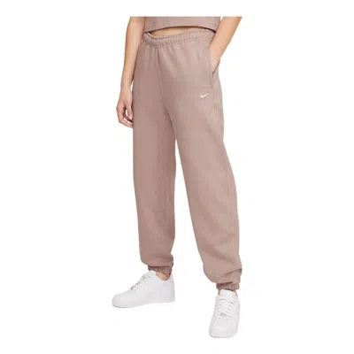 Nike (wmns) Lab Solo Swoosh Fleece Sweatpants Asia Sizing 'malt' In Pink