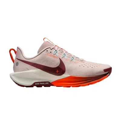 Pre-owned Nike Wmns Pegasus Trail 5 'silt Red' | Cream | Women's Size 7 In Beige