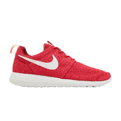 Pre-owned Nike Wmns Roshe Run In Red