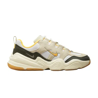 Pre-owned Nike Wmns Tech Hera 'sail Olive' In Cream