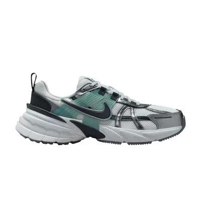 Pre-owned Nike Wmns V2k Run 'summit White Metallic Cool Grey'