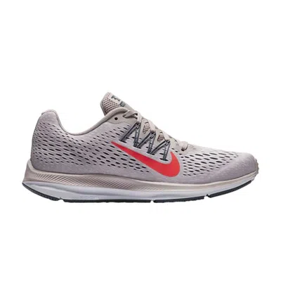 Pre-owned Nike Wmns Zoom Winflo 5 'particle Rose' In Pink