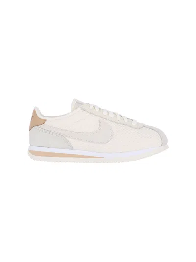 Nike Women's 100% Leather Sneakers In White