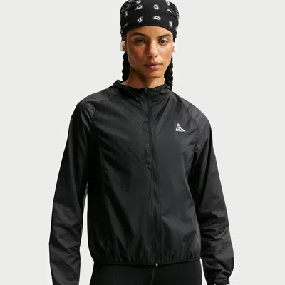 Nike Women's  Acg "aireez" Uv Protection Trail Running Jacket In Black