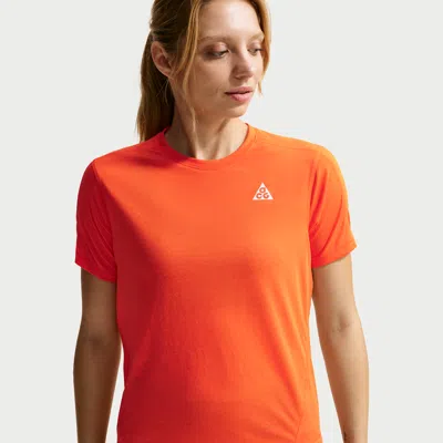 Nike Short-sleeve T-shirt In Orange