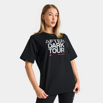 Nike Women's After Dark Tour Race Series Loose Short-sleeve T-shirt In Black