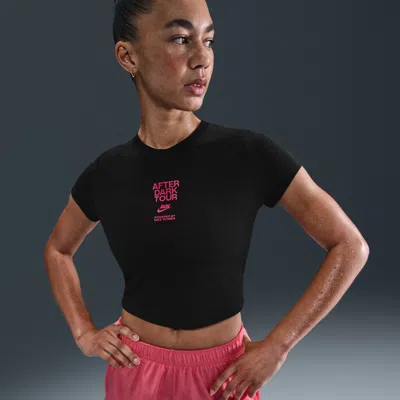 Nike Women's After Dark Tour Slim Short-sleeve Cropped T-shirt