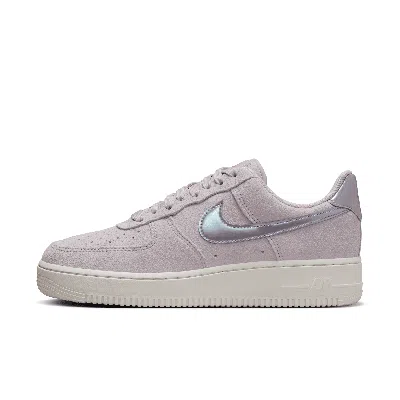 NIKE WOMEN'S AIR FORCE 1 '07 SE SHOES,1015621458