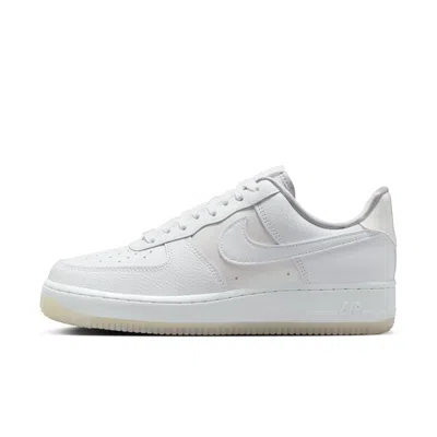 Nike Women's Air Force 1 '07 Shoes In White