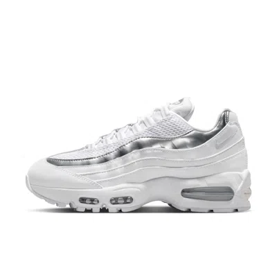 Nike Women's Air Max 95 Se Shoes In White