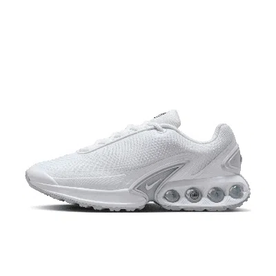 NIKE WOMEN'S AIR MAX DN SHOES,1015555923