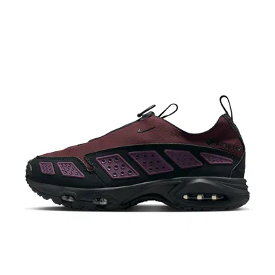 Nike Women's Air Max Sndr Gtx Shoes In Red