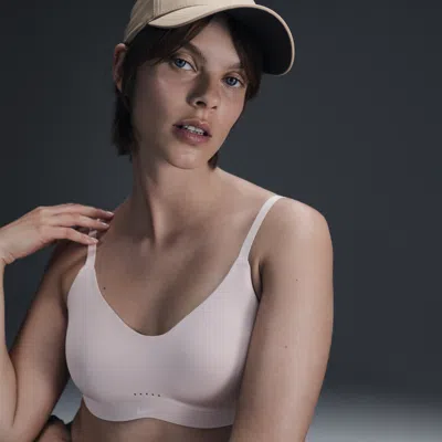 Nike Women's Alate Minimalist Light-support Padded Convertible Sports Bra In Particle Beige/white