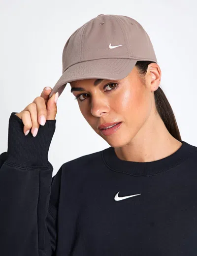 Nike Women's Club Unstructured Cap In Brown