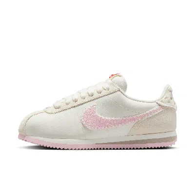 NIKE WOMEN'S CORTEZ SHOES,1015693197
