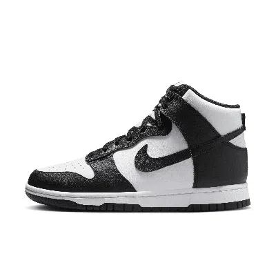 NIKE WOMEN'S DUNK HIGH SHOES,13176386