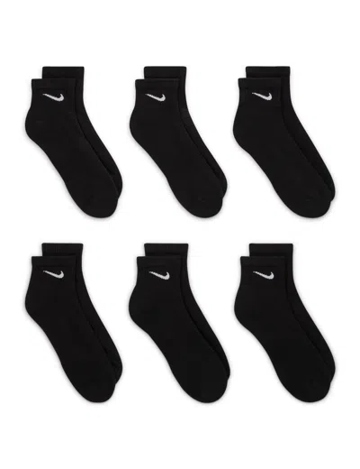 Nike Women's Everyday Cushioned Training Ankle Socks (6 Pairs) In Burgundy