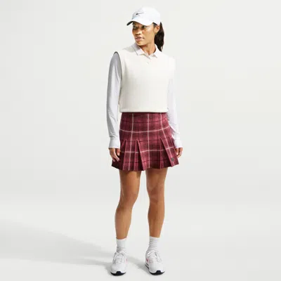 Nike Women's Fairway Fresh Plaid Golf Sweater Skirt In Gray