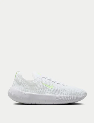 Nike Women's Free 2025 Trainers In White