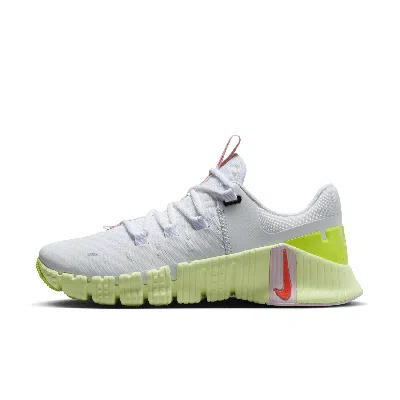 Nike Women's Free Metcon 5 Workout Shoes In White