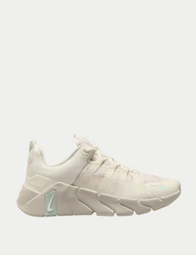 Nike Women's Free Metcon 7 Se Shoes In Neutral