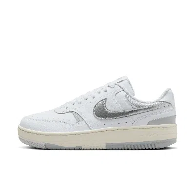 Nike Women's Gamma Force Shoes