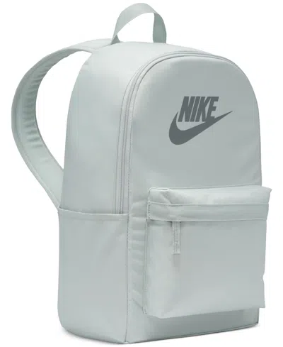 Nike Unisex Heritage Backpack (25l) In Light Silver,light Silver,(smoke Grey)