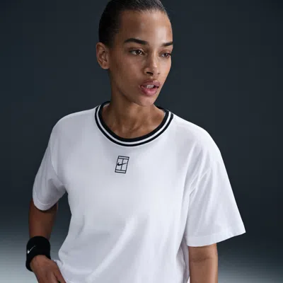 NIKE WOMEN'S HERITAGE DRI-FIT SHORT-SLEEVE CROPPED T-SHIRT,1015649441