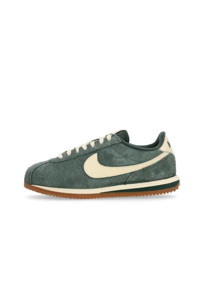 Nike Women's Low Shoe W Cortez Vintage Suede Green/muslin/gum Med Brown In Vintage Green/muslin/gum Med Brown