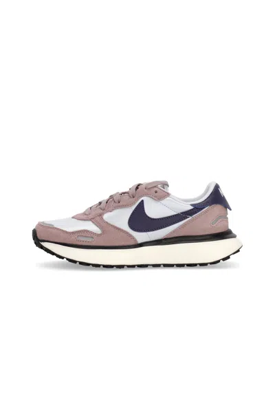 Nike Women's Low Shoe W Phoenix Waffle Football Grey/dark Raisin/lt Violet Ore