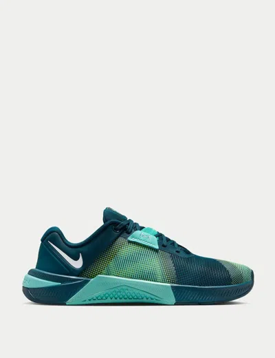 NIKE WOMEN'S METCON 10 SHOES