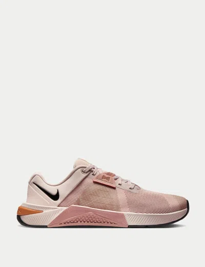 NIKE WOMEN'S METCON 10 SHOES