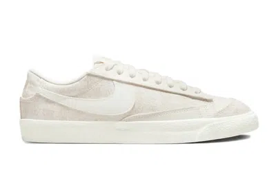Pre-owned Nike Women's  Blazer Low 77 Sneakers In Sail/sesame