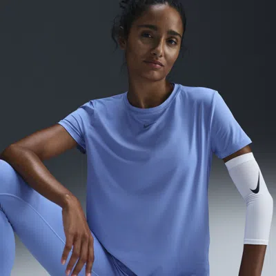 Nike Women's One Classic Dri-fit Short-sleeve Top In Blue