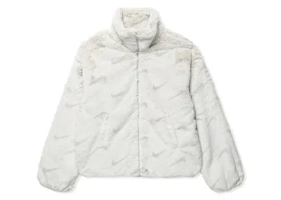Pre-owned Nike Women's Plush Printed Faux Fur Jacket In Light Bone In Sand