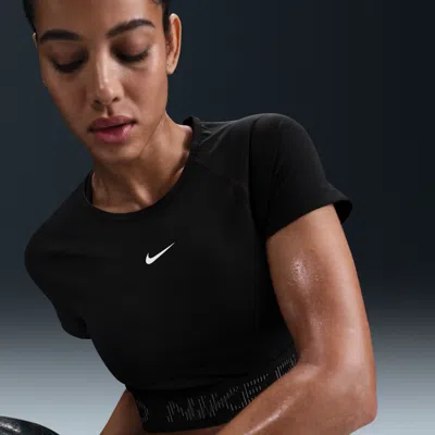 Nike Women's  Pro Dri-fit Short-sleeve Cropped Graphic Top In Black
