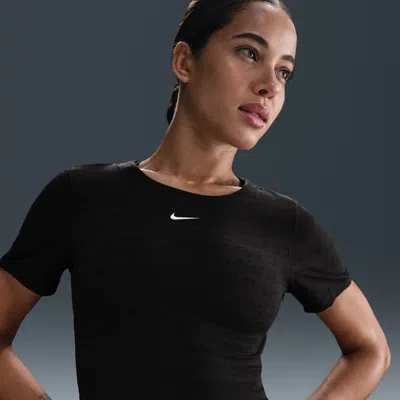 Nike Women's  Pro Dri-fit Short-sleeve Cropped Jacquard Top In Black