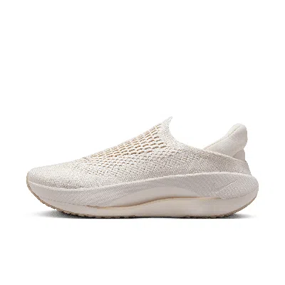Nike Women's Reina Easyon Shoes In Pale Ivory/sand Drift