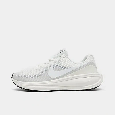 Nike Women's Revolution 8 Running Shoes