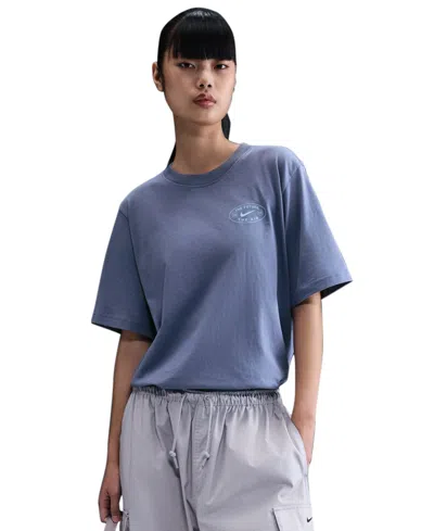Nike Women's Ribbed Collar Loose T-shirt In Purple