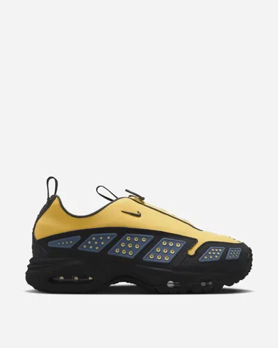 Nike Women S Air Max Sndr Sneakers Saturn Gold / Off Noir